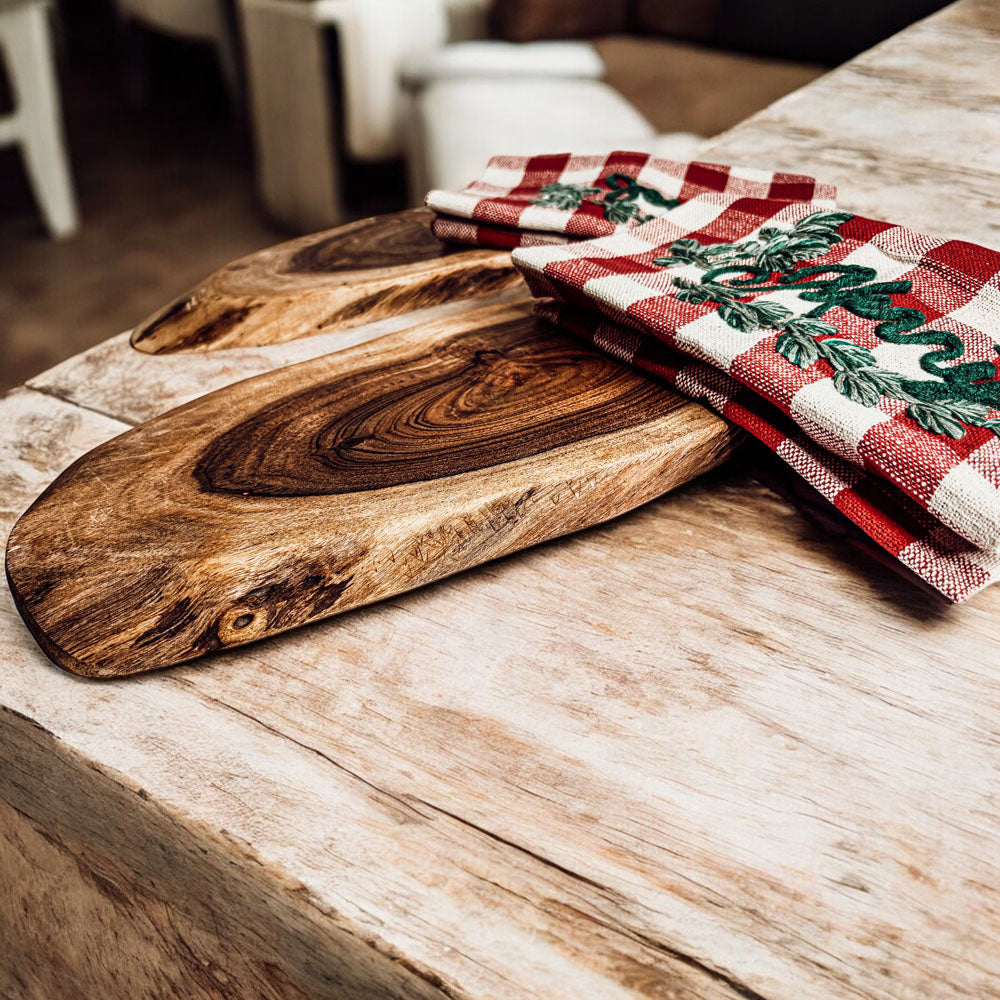 Holiday Charcuterie & Tartan Towel Set